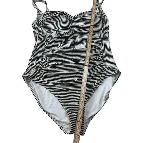 Niptuck Swim Striped One-Piece Swimsuit Multi-Fit Cup Womens Size US 8 - Picture 6 of 9